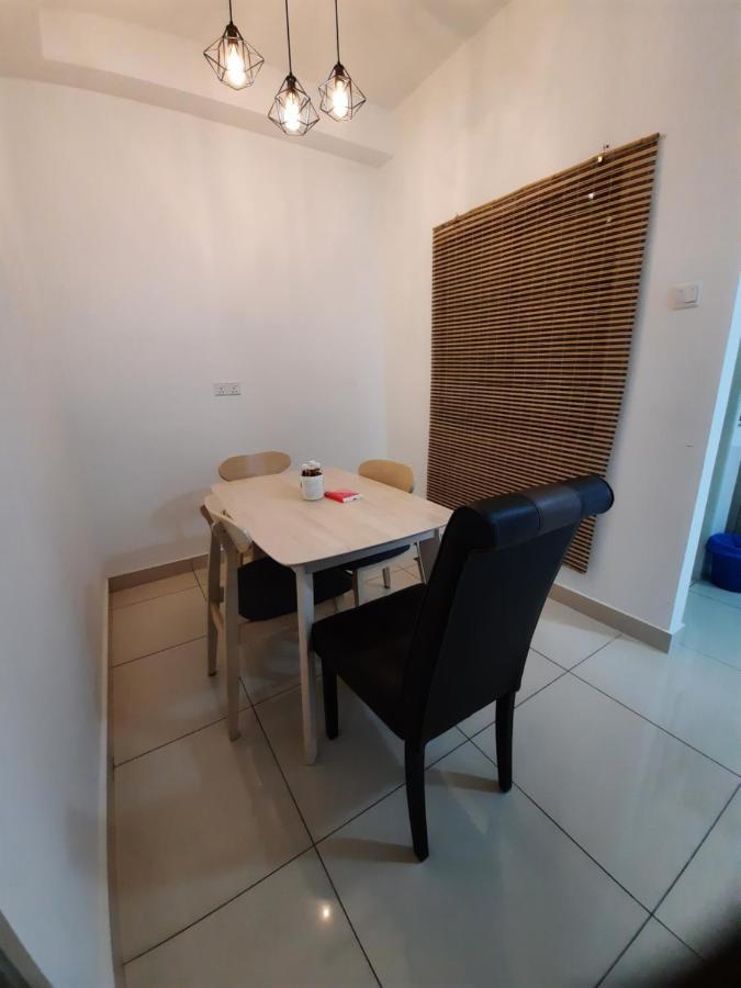 Raffles Suite 1 Bedroom Homestay Skudai Kültér fotó